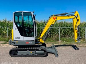 Взять в аренду мини-экскаватор